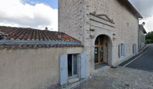 Maison De Retraite Des Deux Tours à Brigueuil